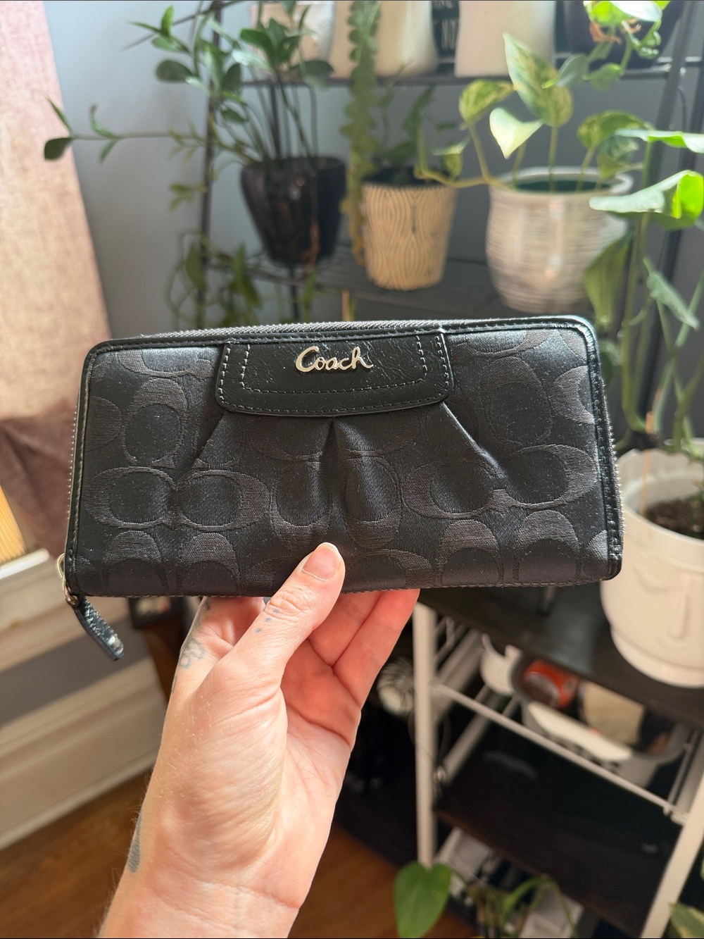 Coach Ashley Signature Pleated Accordion Zip Wallet